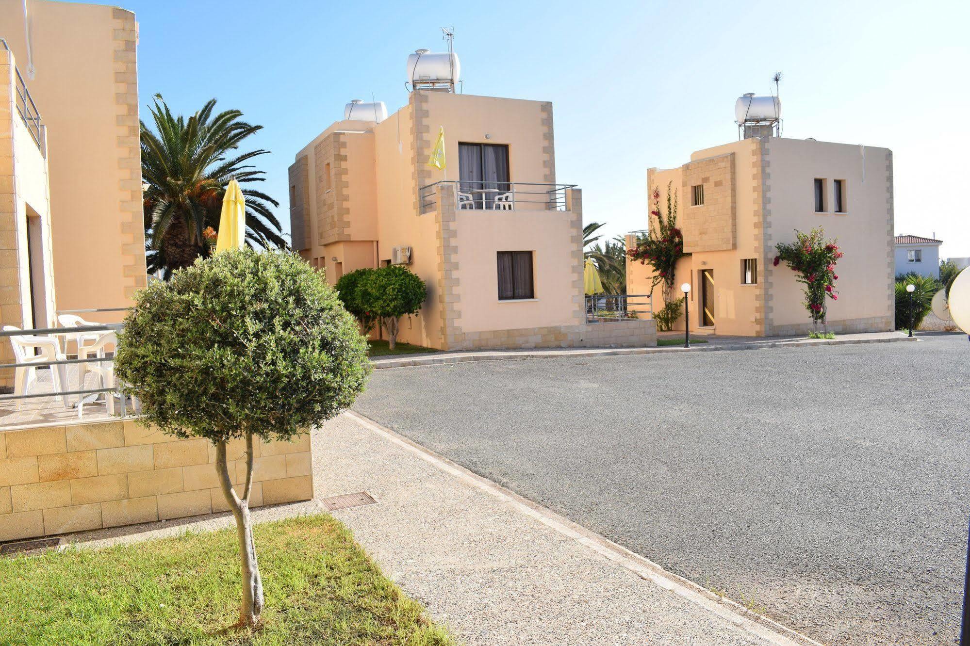 Dimma Seaside Houses Paphos Exterior foto
